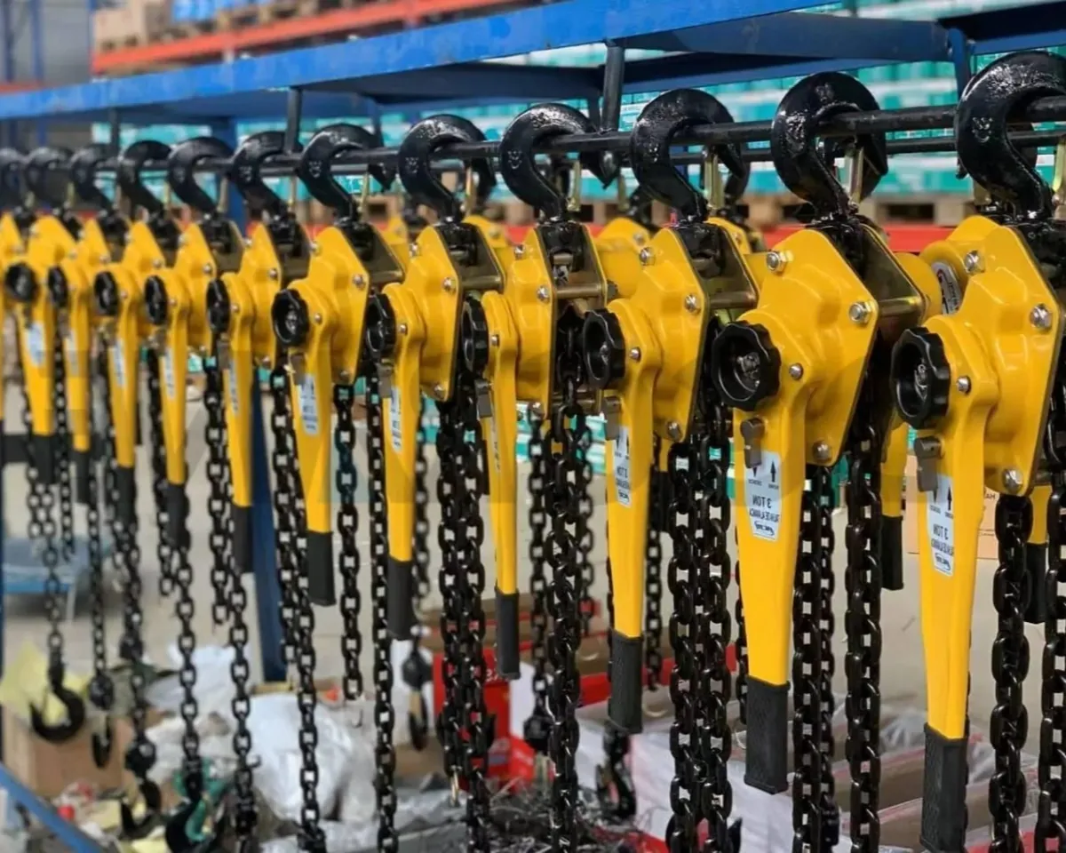 Chain blocks and lever hoists for heavy lifting applications