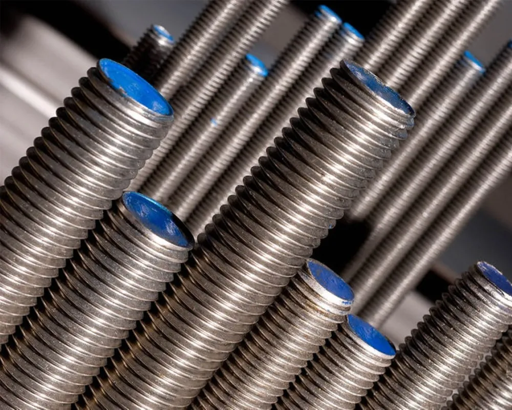Galvanised threaded rods for structural and mechanical installations